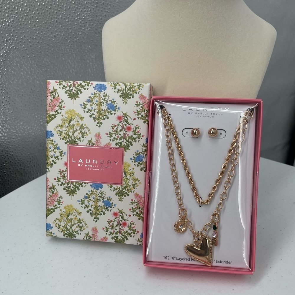 Laundry by Shelli Segal NWT gold toned heart pendent layered necklace earring se